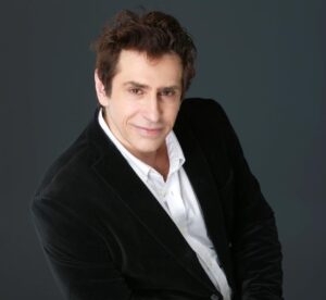 Psicólogo e escritor Alexander Bez analisa as possíveis causas e faz alertas sobre a tragédia em família de Itumbiara