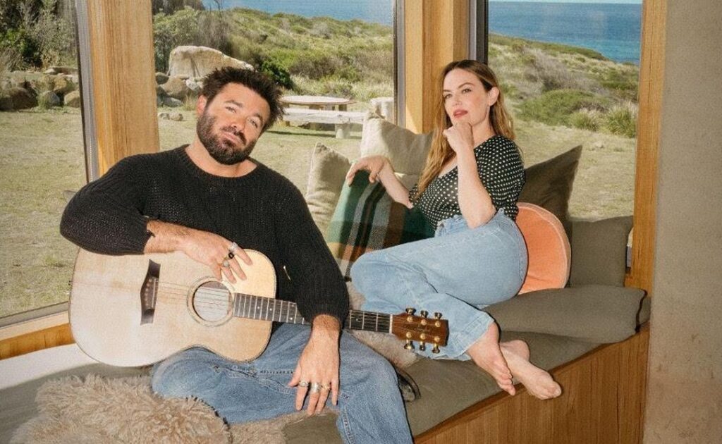 Angus & Julia Stone lançam novo álbum, ‘Karaoke Bar’