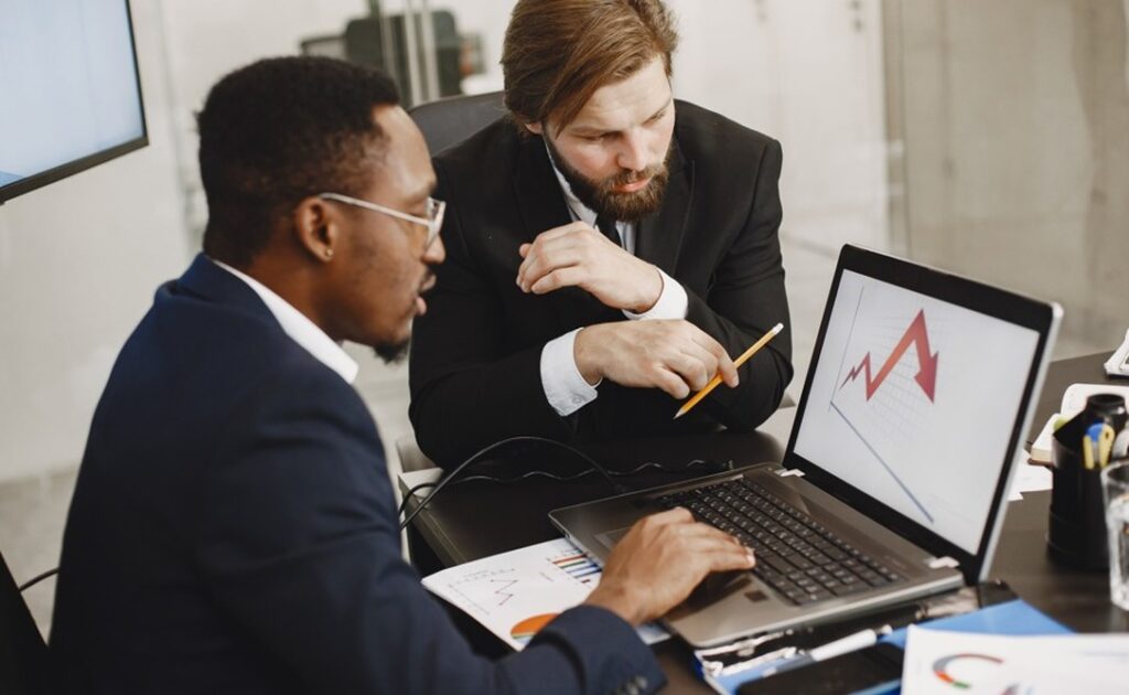 Regulação e compliance no mercado de fundos de investimento em debate em São Paulo