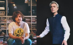 David Byrne e Daniel Pemberton lançam o single “Let Me Sell You a Dream”