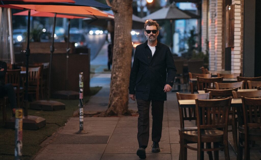 EELS lança o seu 16º álbum de estúdio, ‘COOKIE HAPPENED’
